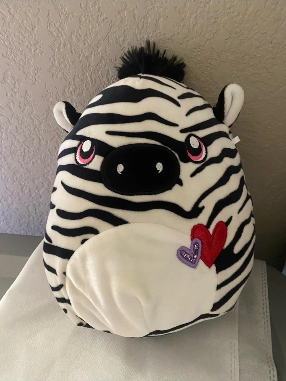 Squishmallows Freddie The Zebra 8 inch Plush Hearts Limited Edition Kellytoy